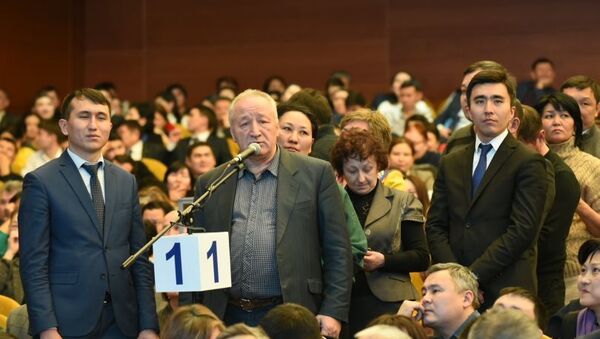 Алматинцы задают вопросы акиму - Sputnik Казахстан