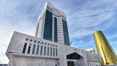 Здание правительства РК в Астане