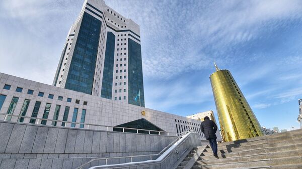 Здание правительства РК в Нур-Султане - Sputnik Казахстан