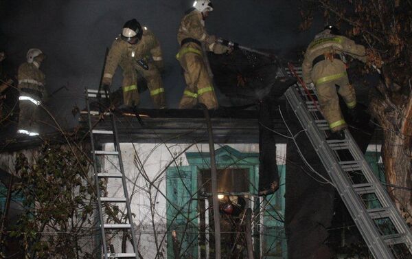 Пожар в частном доме в Усть-Каменогорске - Sputnik Казахстан