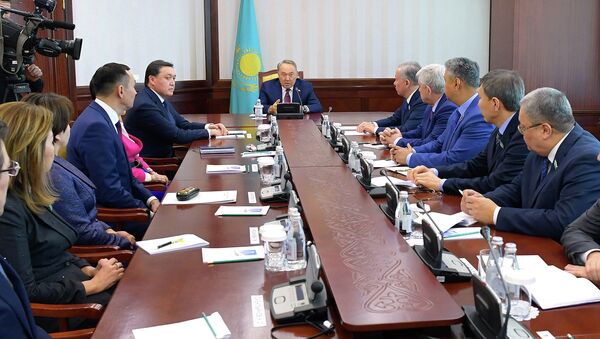 Глава РК принял участие в заседании Бюро Мажилиса Парламента - Sputnik Казахстан