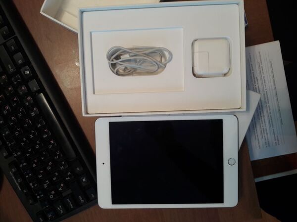  Бәлесінен аулақ. Шенеуніктер бағалы сыйлықтарын неге өткізіп жатыр?   - Sputnik Қазақстан