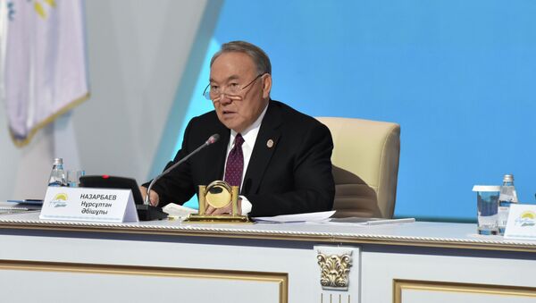 Нурсултан Назарбаев на съезде партии Нур Отан - Sputnik Казахстан