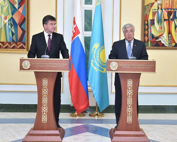 Министры иностранных дел Словакии и Казахстана Мирослав Лайчак и Ерлан Идрисов - Sputnik Казахстан