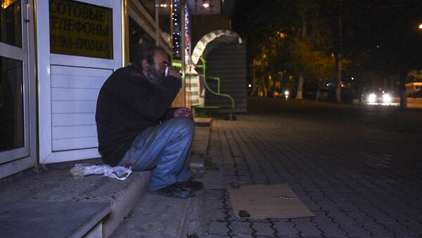 Бездомные люди рассказывают о своей жизни - Sputnik Казахстан