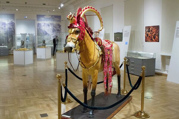 Золотой человек в Москве: какие загадки древности он откроет - Sputnik Казахстан