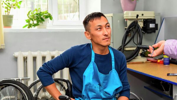 Ардак Оторбаев - специалист общественного объединения инвалидов Независимая жизнь ДОС - Sputnik Казахстан
