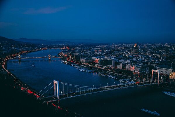 Река Дунай в Будапеште, Венгрия - Sputnik Казахстан