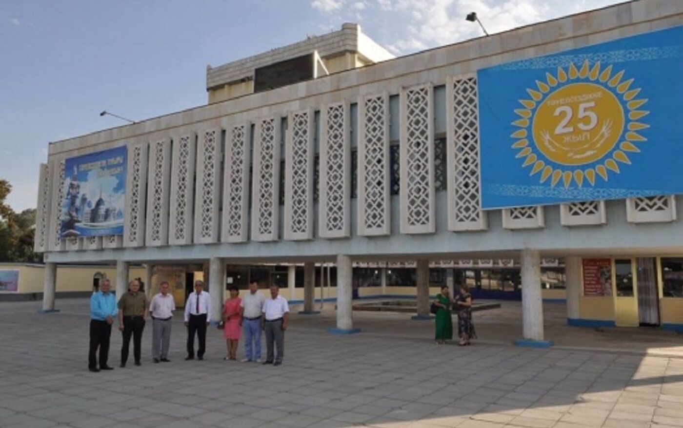 Жас кискаларды көрсететін жоғары сапалы жеке порно Египет порносын қараңыз