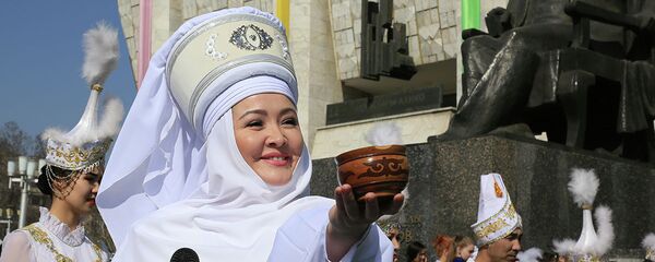 В Алматы начались праздничные гуляния в честь Наурыза - Sputnik Казахстан