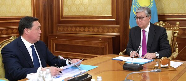 Президент Казахстана Касым-Жомарт Токаев встретился с премьер-министром Аскаром Маминым - Sputnik Казахстан