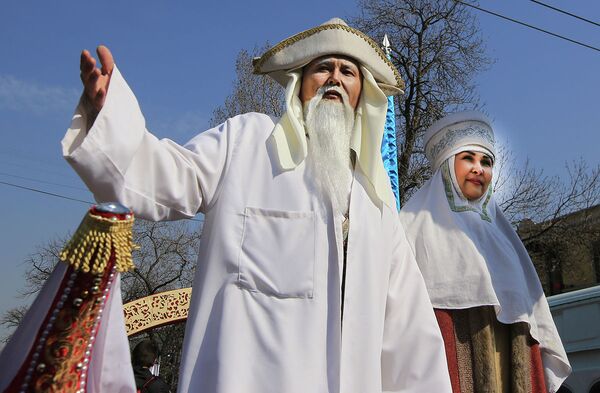  Праздничное шествие в честь праздника Наурыз - Sputnik Казахстан