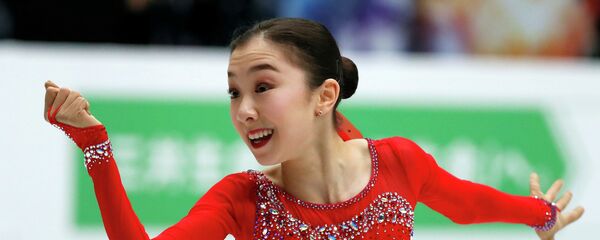 Элизабет Турсынбаева (Казахстан), завоевавшая серебряную медаль в женском одиночном катании на чемпионате мира по фигурному катанию в Сайтаме - Sputnik Казахстан