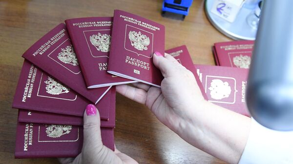 Заграничные биометрические паспорта граждан Российской Федерации - Sputnik Қазақстан