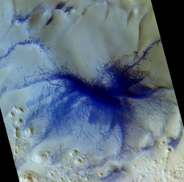 Район Марса Terra Sabaea, сделанный аппаратом TGO - Sputnik Казахстан