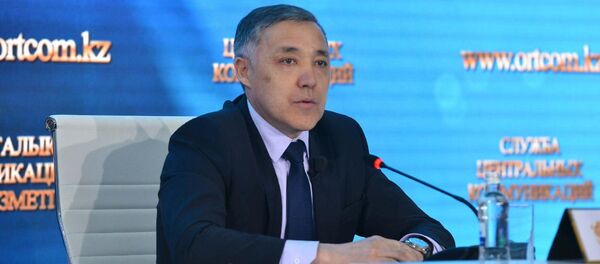 Исполняющий обязанности заместителя главы комитета государственных доходов Минфина Куат Рахимов Исполняющий обязанности заместителя главы комитета государственных доходов Минфина Куат Рахимов - Sputnik Казахстан