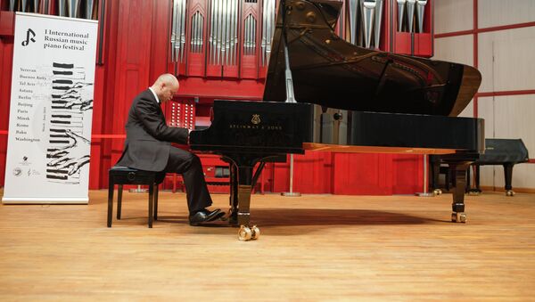 В столице Казахстана состоялся первый Международный фортепианный фестиваль русской музыки - Sputnik Казахстан