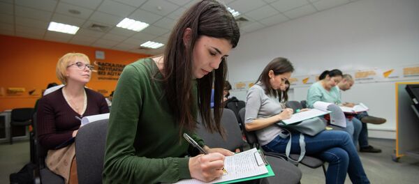 Участники Тотального диктанта в пресс-центре Sputnik Казахстан Участники Тотального диктанта в пресс-центре Sputnik Казахстан - Sputnik Казахстан