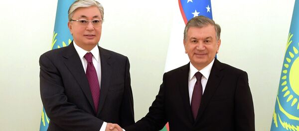 Касым-Жомарт Токаев и Шавкат Мирзиёев - Sputnik Қазақстан