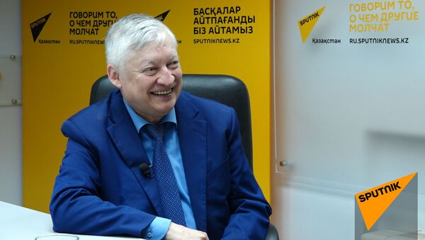Карпов озвучил стоимость самой дорогой марки из своей коллекции - Sputnik Казахстан