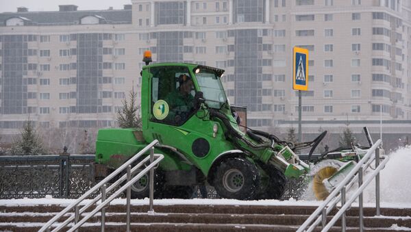 Уборка снега в Астане - Sputnik Казахстан