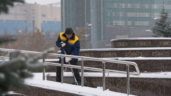 Уборка снега в Астане - Sputnik Казахстан