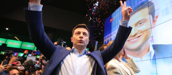 Второй тур выборов президента Украины - Владимир Зеленский после победы на выборах Второй тур выборов президента Украины - Владимир Зеленский после победы на выборах - Sputnik Казахстан