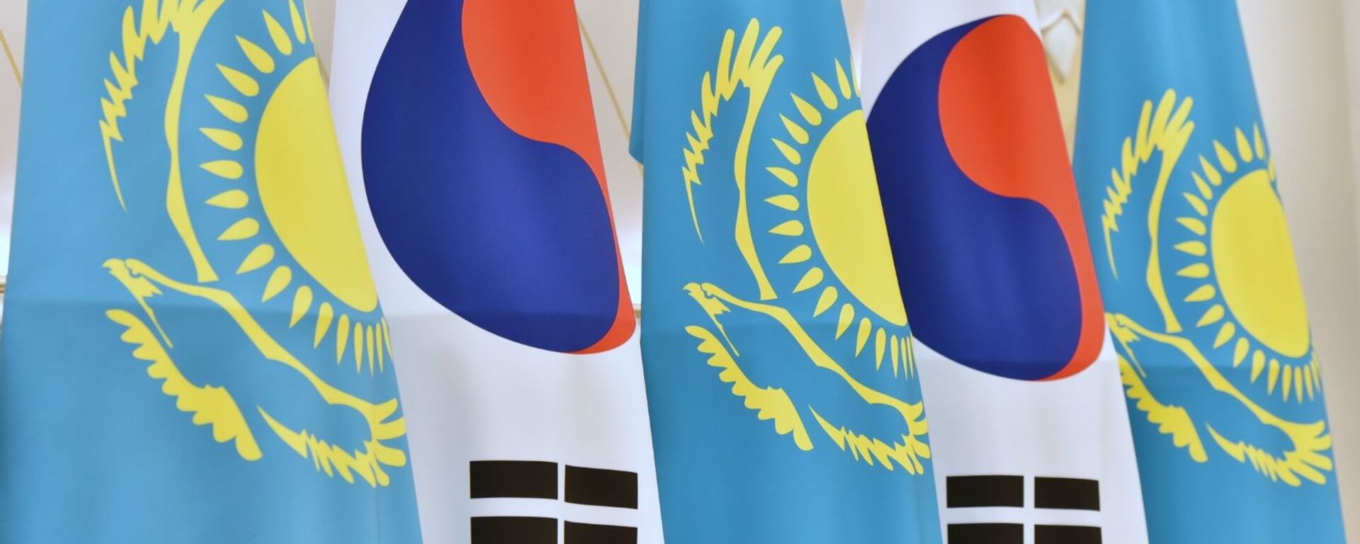 Флаги Казахстана и Кореи - Sputnik Қазақстан, 1920, 25.10.2022