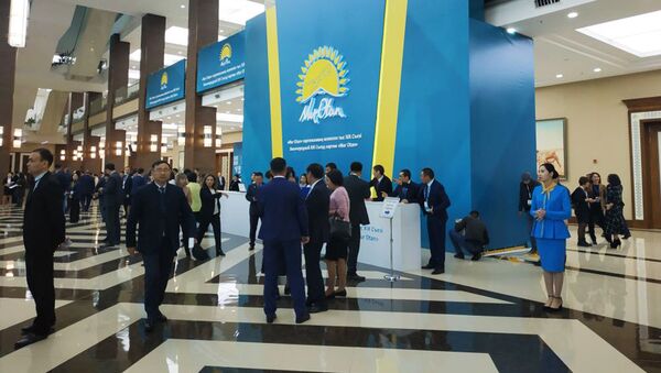 Делегаты съезда Nur Otan проходят регистрацию - Sputnik Казахстан