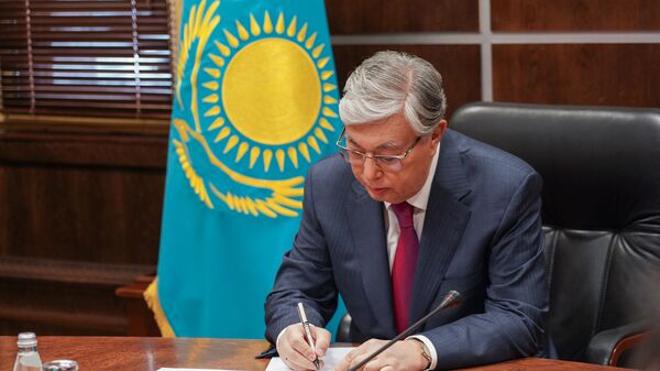 Касым-Жомарт Токаев подал в ЦИК документы для регистрации кандидатом в президенты - Sputnik Казахстан