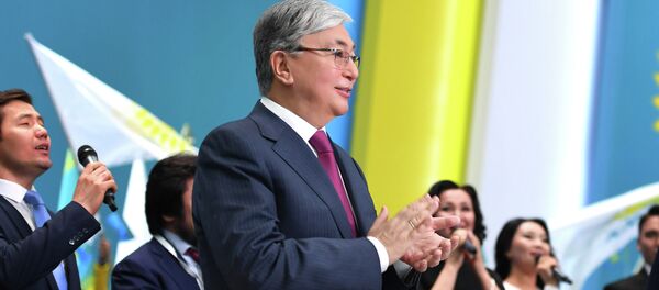 Президент Казахстана Касым-Жомарт Токаев принял участие в работе XIX внеочередного съезда партии Nur Otan - Sputnik Казахстан