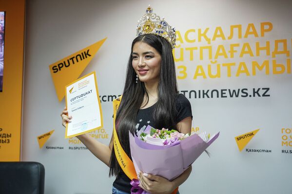 Участница национального конкурса красоты Мисс Казахстан из Нур-Султана Еркеназ Сейфулла стала обладательницей титула Выбор Sputnik Казахстан - Sputnik Казахстан