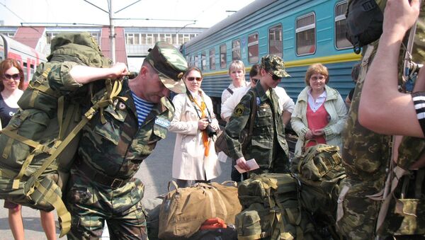 Поисковики из Северо-Казахстанской области выехали на Вахту памяти в Россию - Sputnik Казахстан