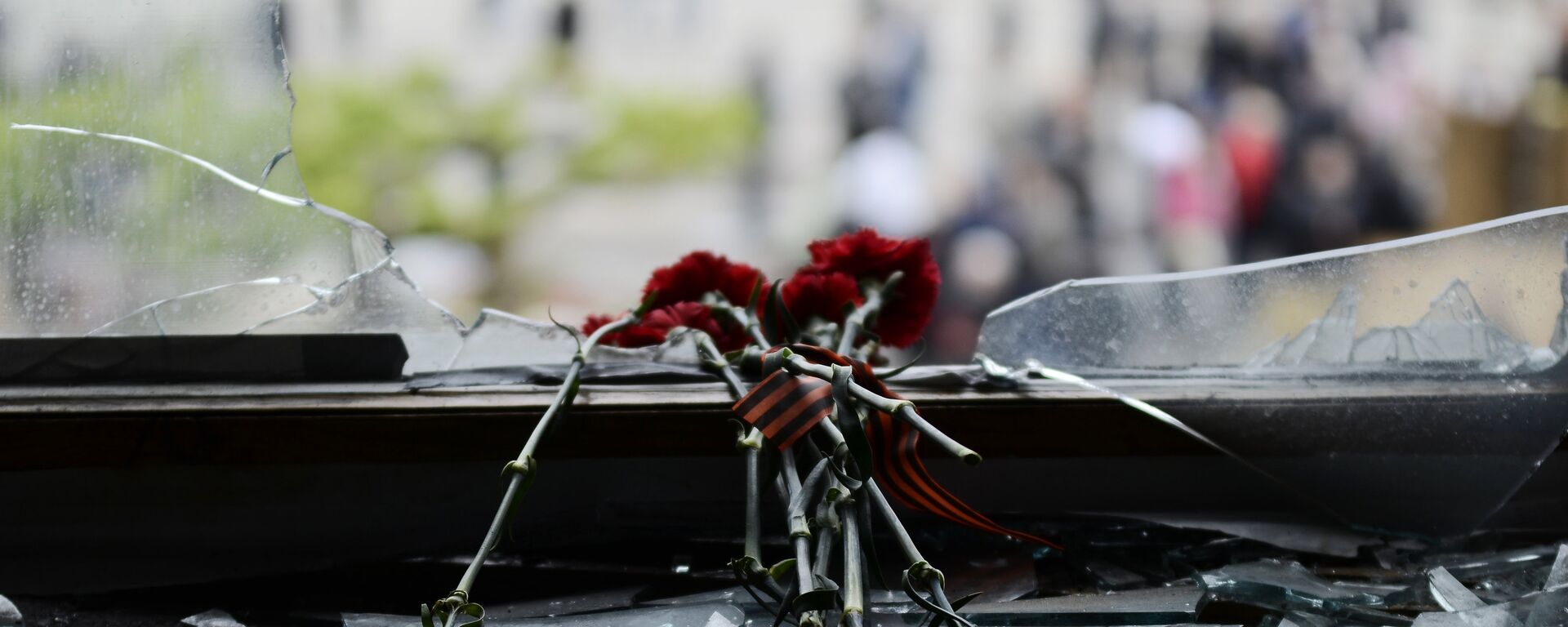 Траур по погибшим в беспорядках в Одессе. Архивное фото - рекадр - Sputnik Казахстан, 1920, 13.03.2025