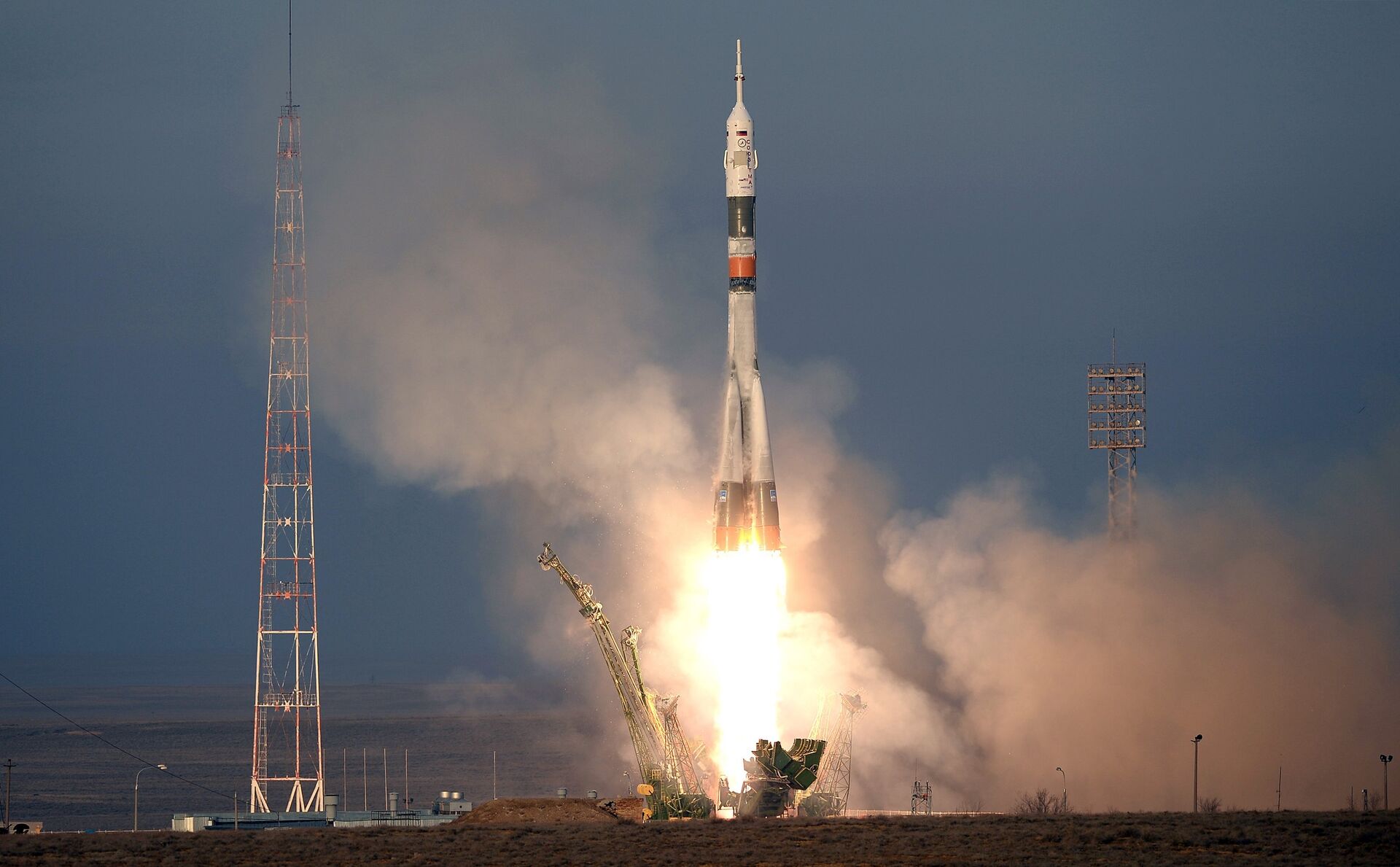 Старт космического корабля Союз ТМА-19М с космодрома Байконур - Sputnik Казахстан, 1920, 08.04.2026