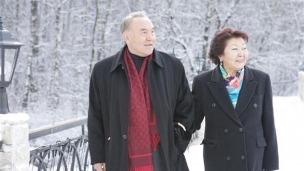 Нурсултан Назарбаев с супругой Сарой - Sputnik Казахстан