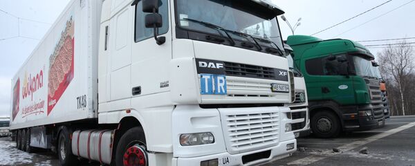 Фуры на границе Фуры на границе - Sputnik Казахстан