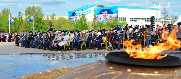 Мемориал защитникам Отечества и Вечный огонь в Астане - Sputnik Казахстан