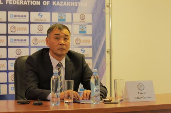 Новый тренер в сборной Казахстана: что ждет футболистов в компании Франции и Украины Новый тренер в сборной Казахстана: что ждет футболистов в компании Франции и Украины - Sputnik Казахстан