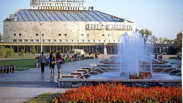 Дворец целинников. Целиноград, архивное фото - Sputnik Казахстан