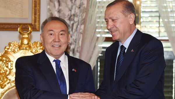 Нурсултан Назарбаев и Реджеп Эрдоган, архивное фото - Sputnik Казахстан