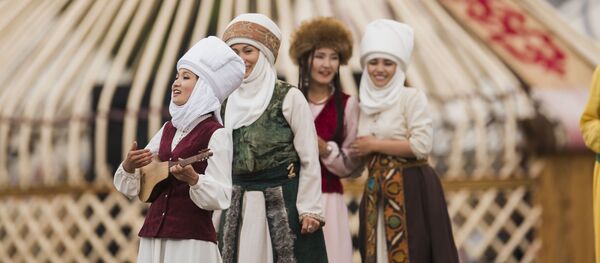 Порно видео бірінші рет ауырады