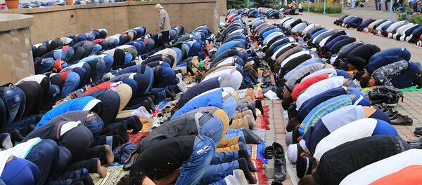 Құрбан айт намазы Құрбан айт намазы - Sputnik Қазақстан