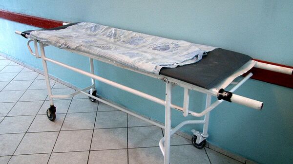 Носилки в больнице, фото из архива - Sputnik Қазақстан