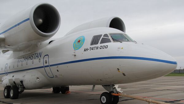 Самолет АН-74, архивное фото - Sputnik Казахстан