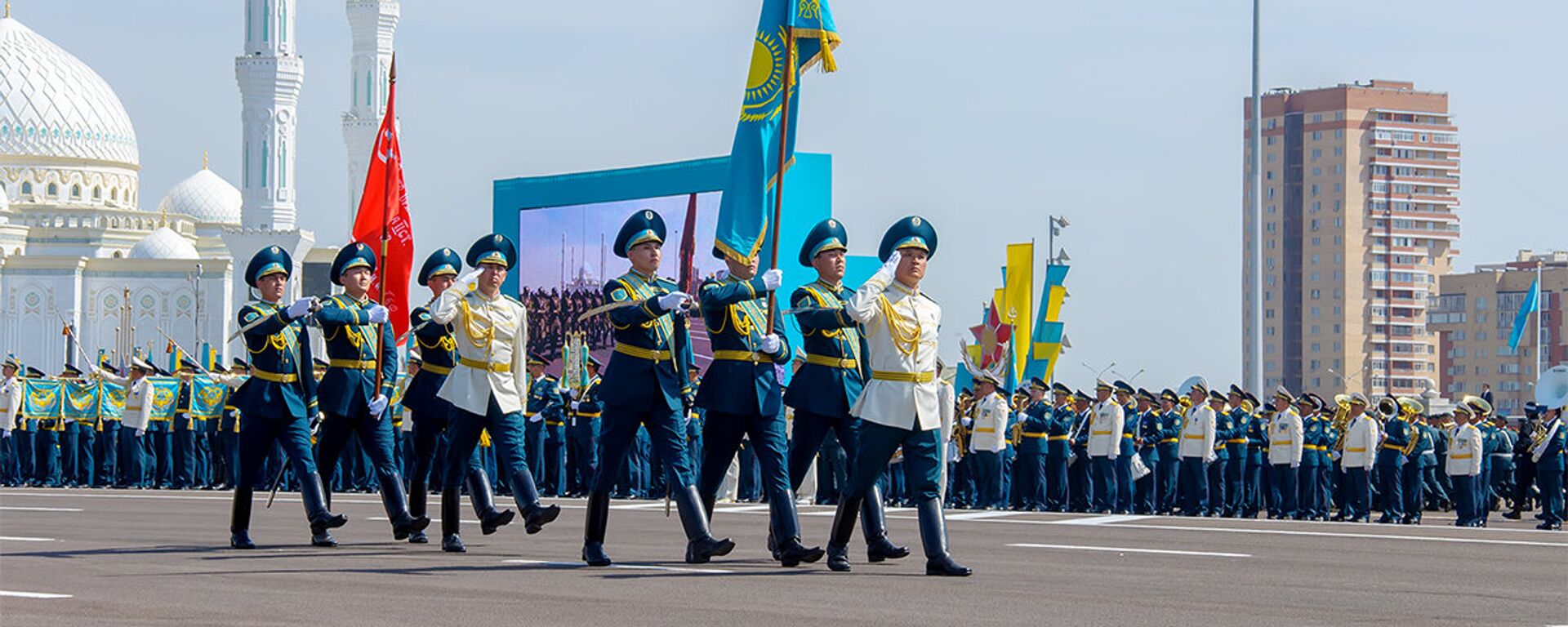 Военный парад в Астане 07.05.2015 - Sputnik Казахстан, 1920, 15.04.2022
