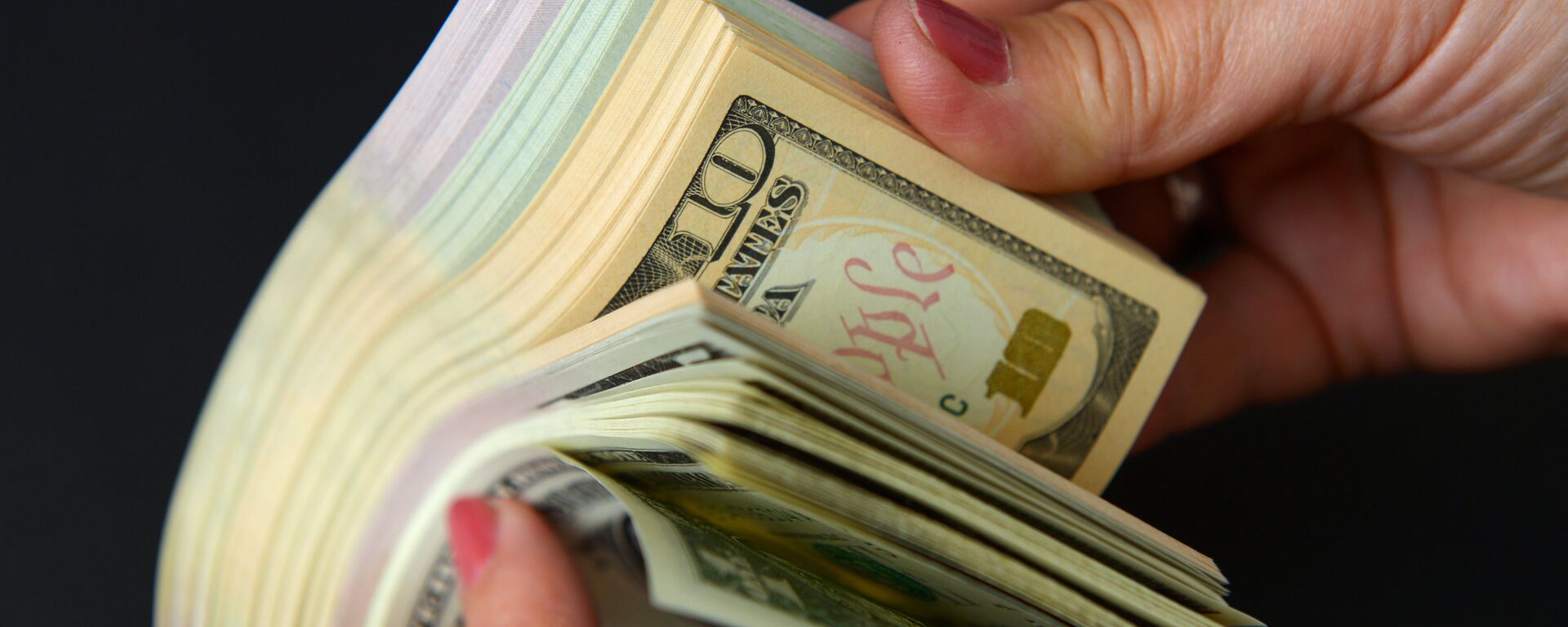 Денежные купюры - Sputnik Казахстан, 1920, 22.02.2026