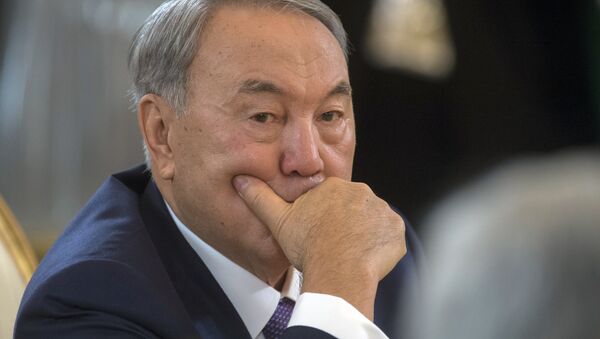Архивное фото президента Казахстана Нурсултана Назарбаева - Sputnik Казахстан