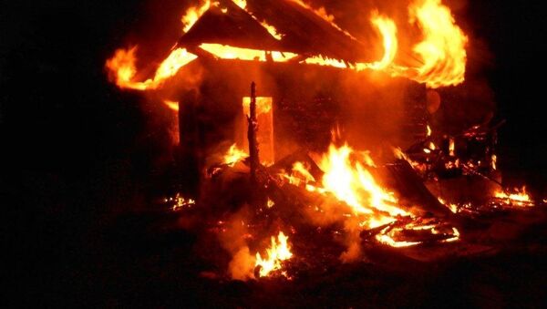 Пожар в частном доме, архивное фото - Sputnik Казахстан