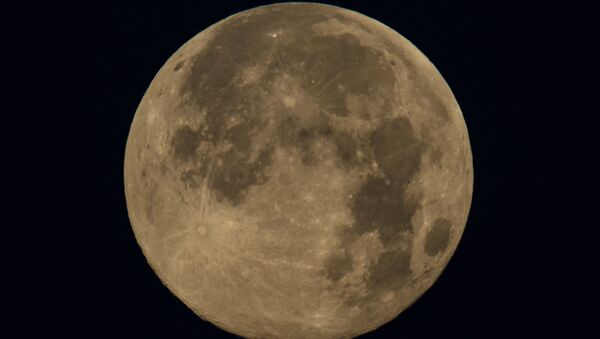 Луна. Архивное фото - рекадр - Sputnik Казахстан